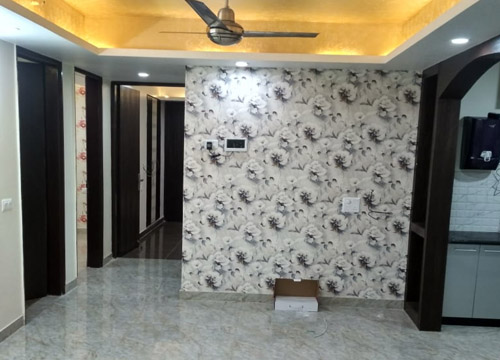 gaur city flats for buy